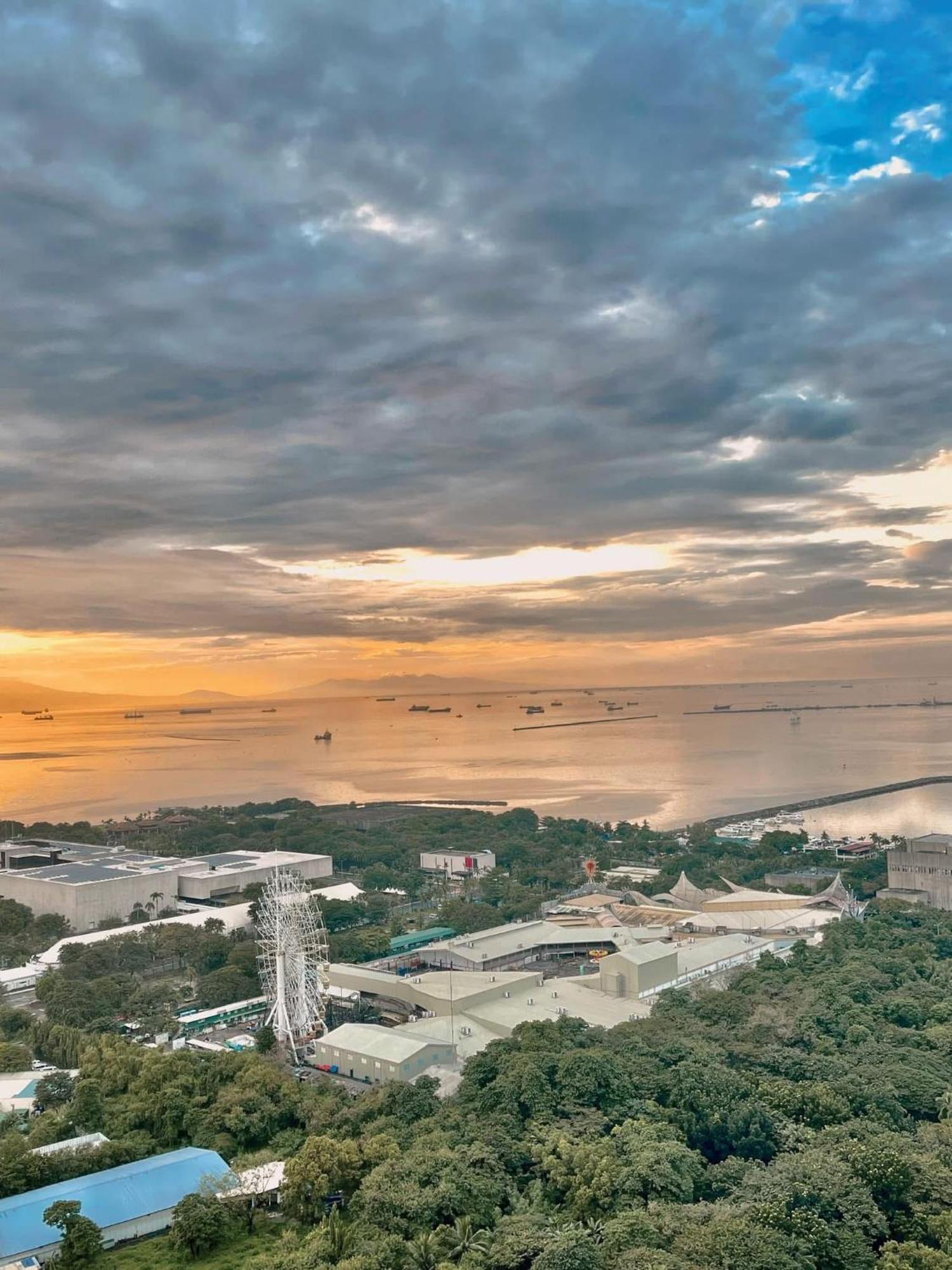Smdc Coast Residences Near Picc Pasay Extérieur photo